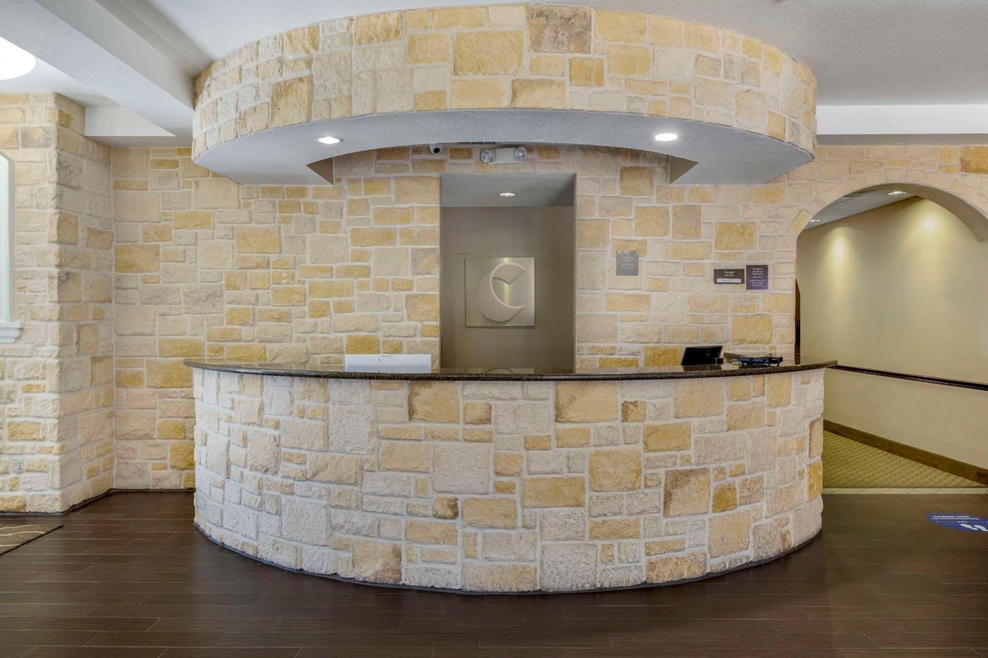 Comfort Suites Benbrook Exterior foto